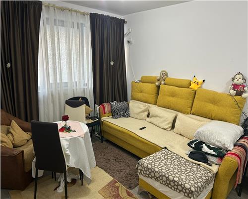 APARTAMENT 1 CAMERA DE VANZARE, MOBILAT SI UTILAT, VISAN