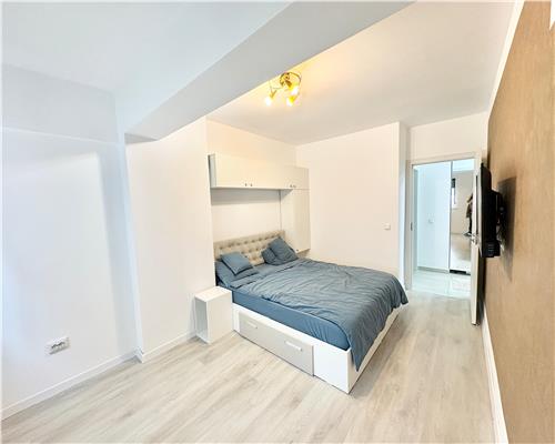 Apartament 3 camere, decomandat, loc de parcare, Rediu, Iasi