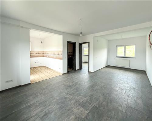 Apartament cu 2 camere, loc de parcare, geam la baie, zona Visan Iasi