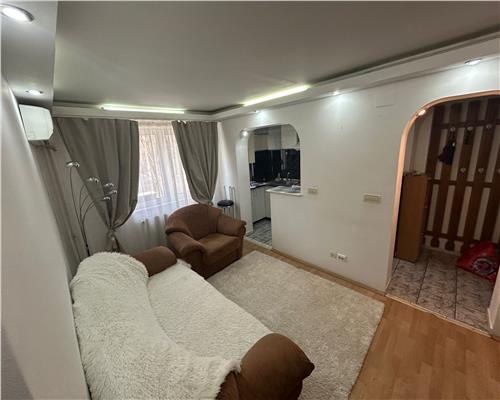 APARTAMENT DE VANZARE CU 3 CAMERE, ETAJUL 2, MOBILAT SI UTILAT, PODU ROS