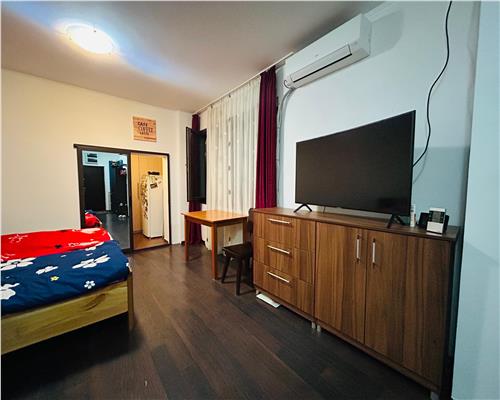 GARSONIERA DE VANZARE, MOBILAT SI UTILAT, AER CONDITIONAT, CENTRU