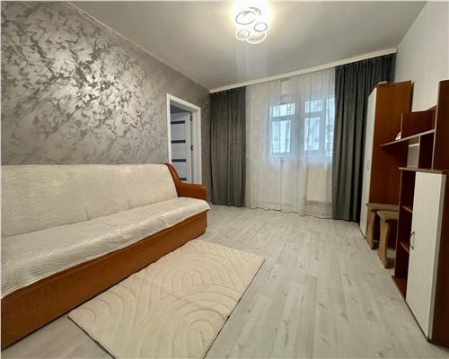 APARTAMENT 2 CAMERE DE VANZARE, ETAJ INTERMEDIAR, ALEXANDRU CEL BUN
