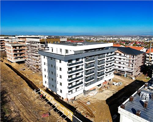 Apartament cu 3 camere, 2 bai, 2 balcoane, lift, bloc nou, zona Galata
